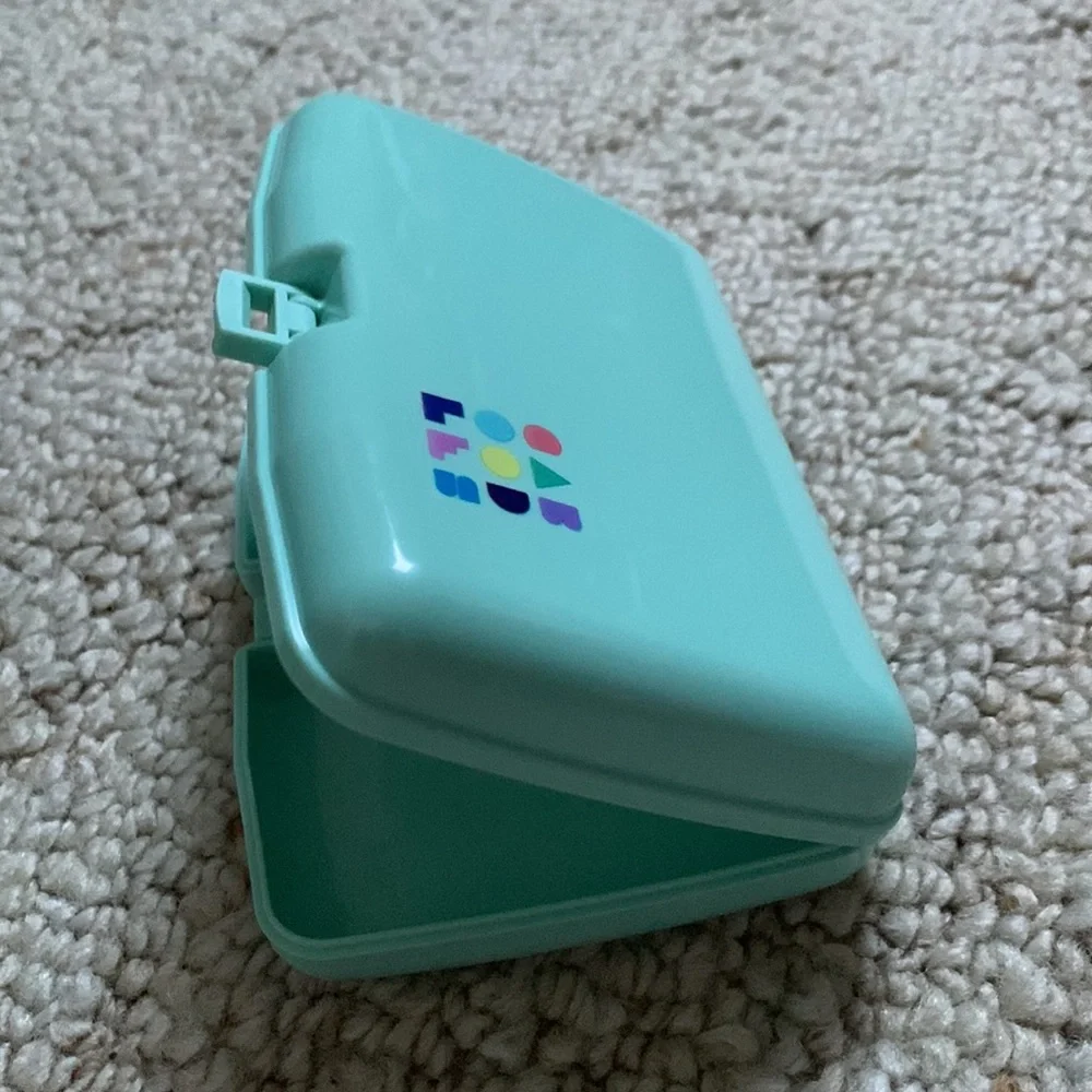 NWT 90’s Style Caboodles Case